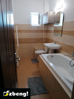 Apartament cu 2 camere Podul de fier