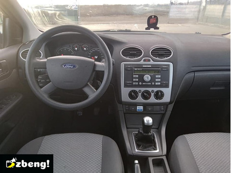 Vând Ford focus 1, 6 înmatriculat