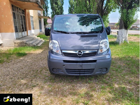 Opel vivaro Modelul lung 2015 Motor 2l