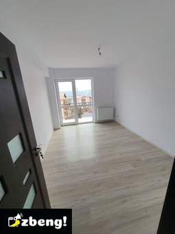3 dormitoare · 1 baie · Apartament