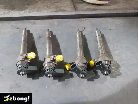 Injectoare audi a5 2.0 disel Relații la nr 0756388461