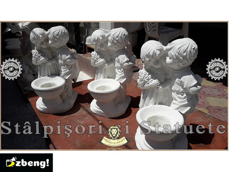 Statuetă copilași cu vază, alb marmorat, model S45.