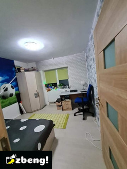 Vand apt cu 3 camere