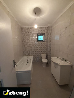 Proprietar vand casa P+M compusa din 4 camere