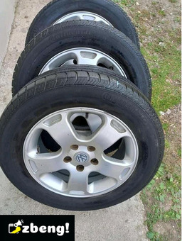 Vând jante aliaj cu anvelope 215/60/16.vw