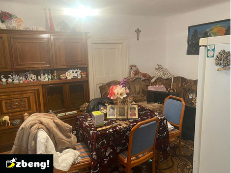 Vând casa in Lovrin